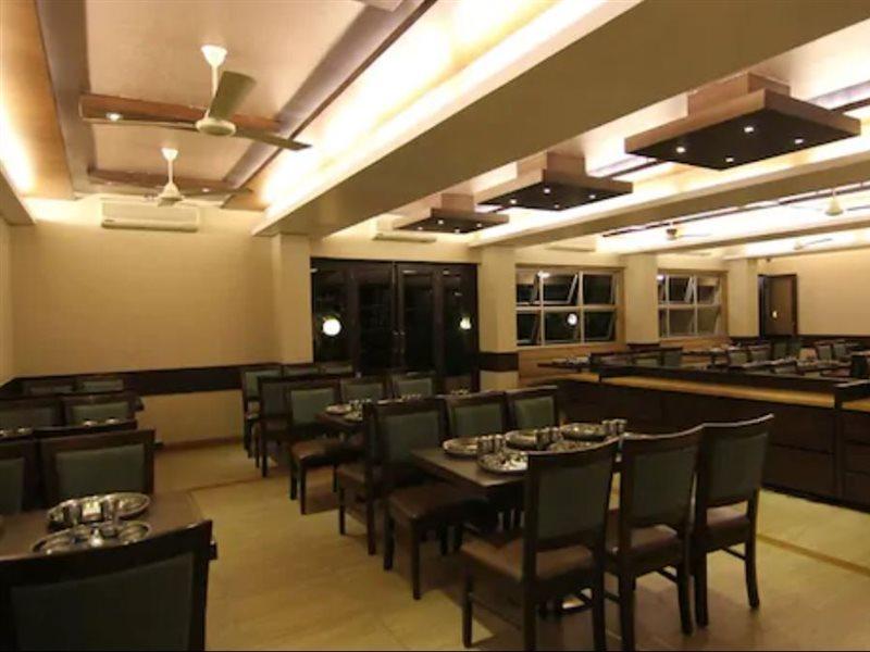 Hotel Chandralok Lonavala Dış mekan fotoğraf