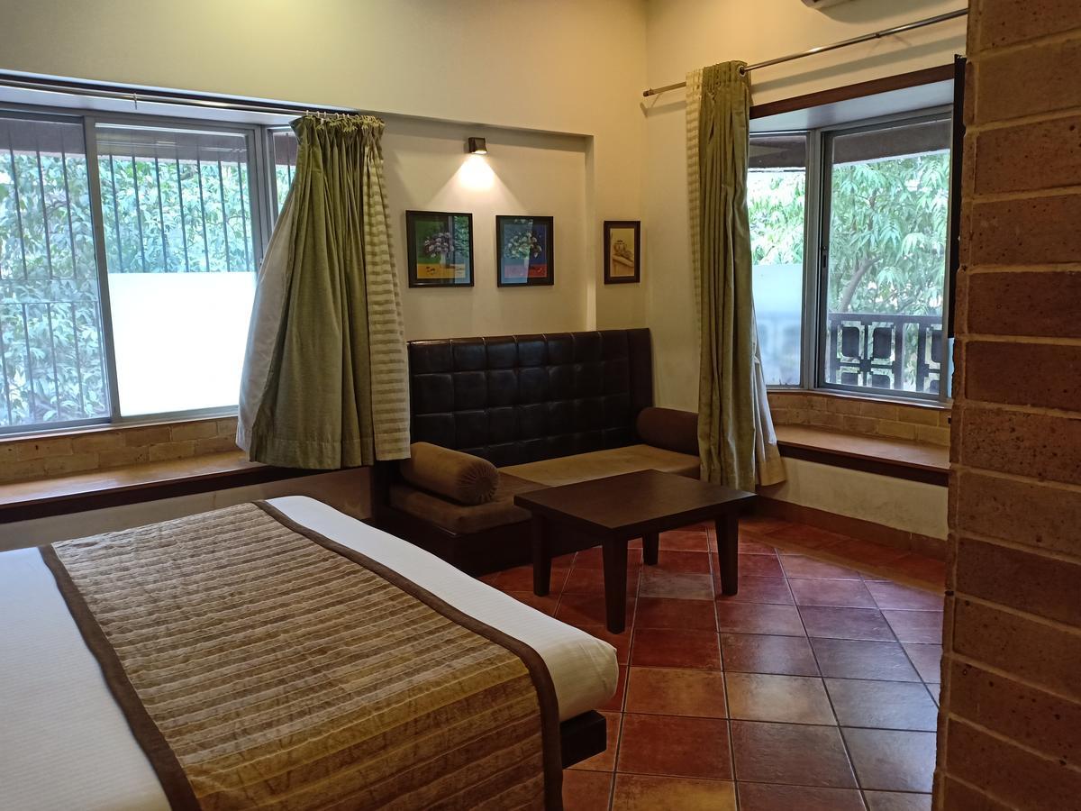 Hotel Chandralok Lonavala Dış mekan fotoğraf