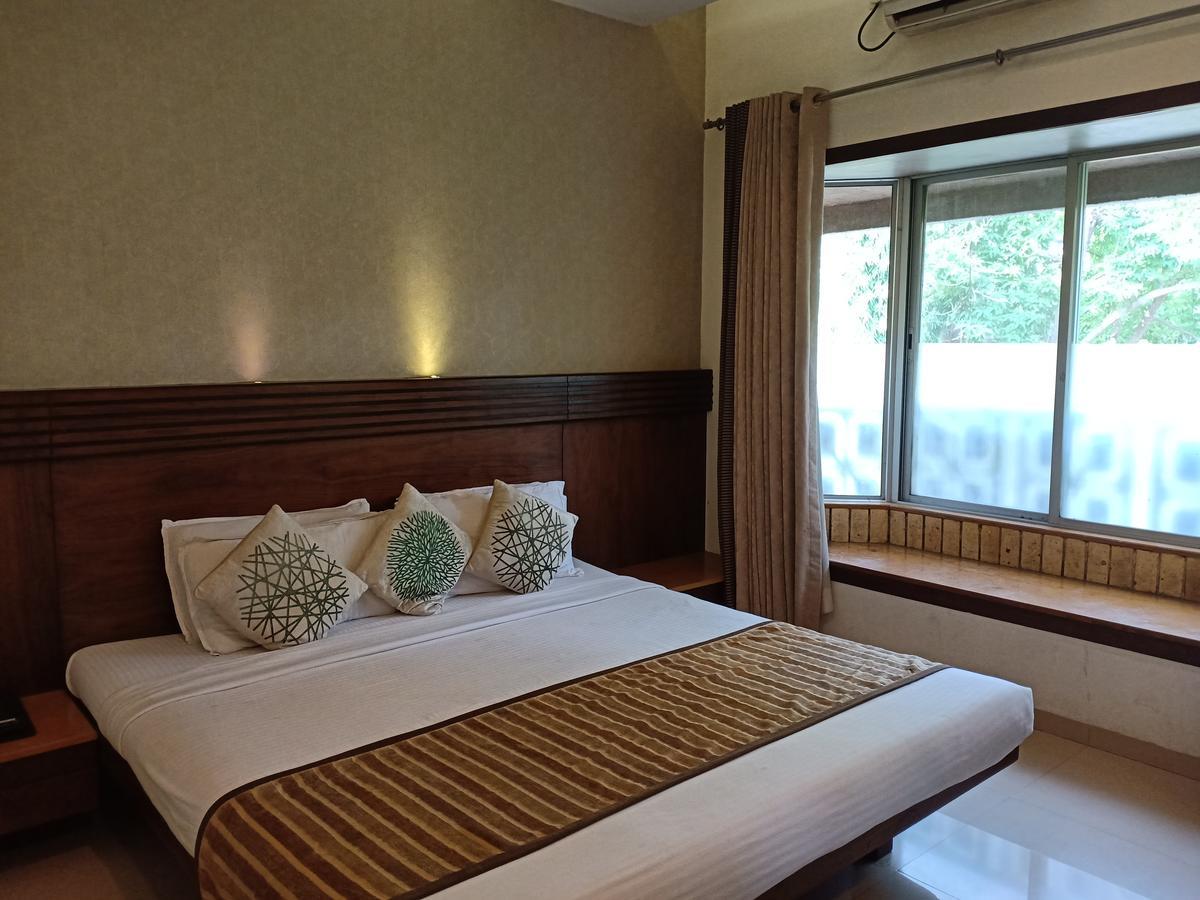Hotel Chandralok Lonavala Dış mekan fotoğraf