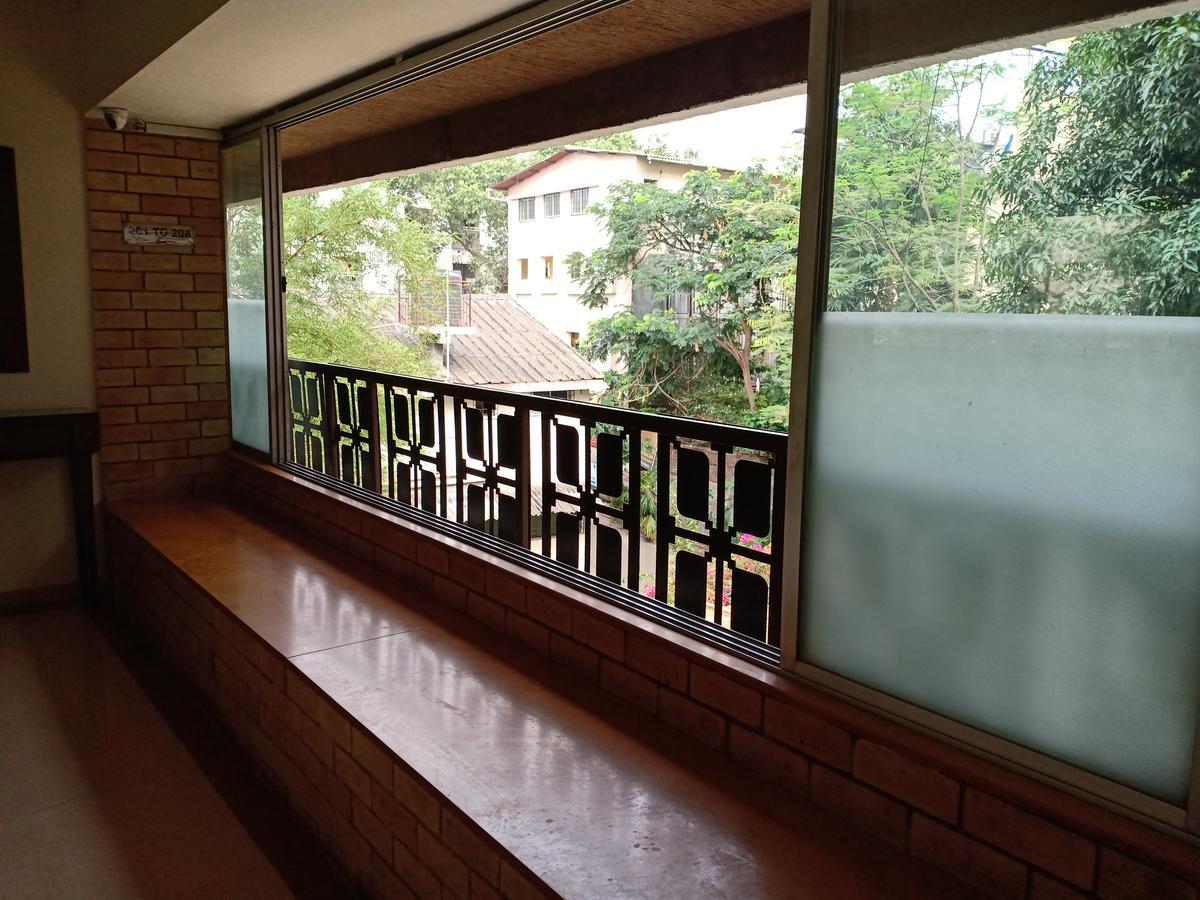 Hotel Chandralok Lonavala Dış mekan fotoğraf