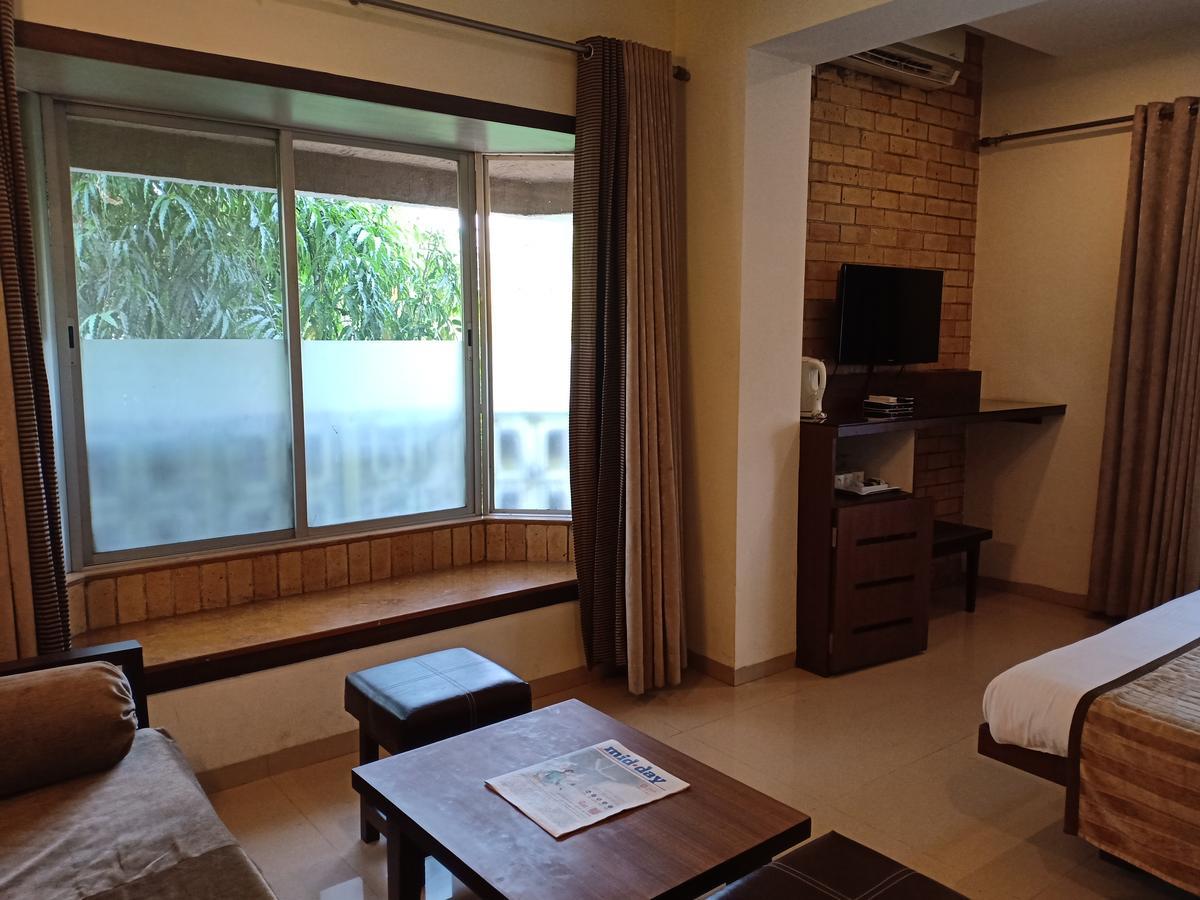 Hotel Chandralok Lonavala Dış mekan fotoğraf