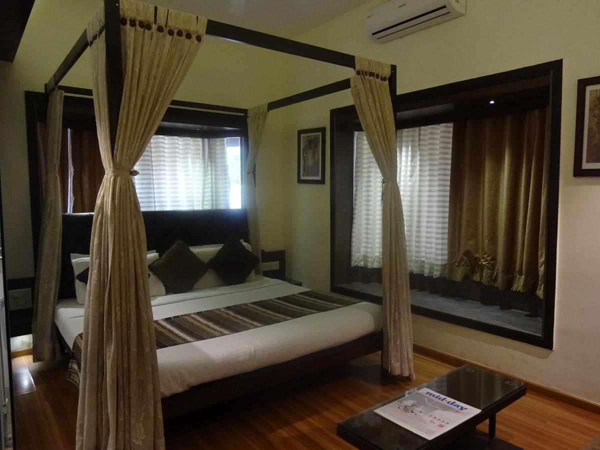 Hotel Chandralok Lonavala Dış mekan fotoğraf