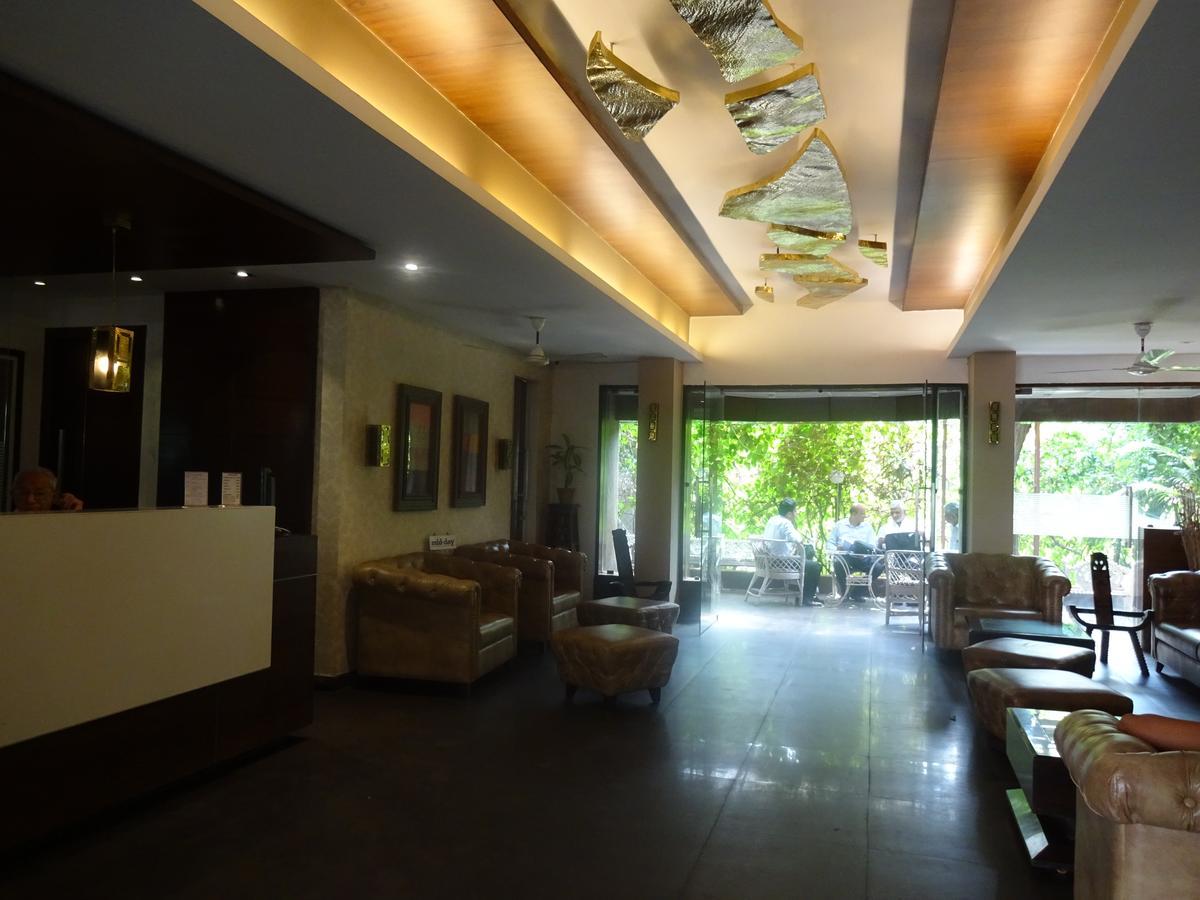 Hotel Chandralok Lonavala Dış mekan fotoğraf